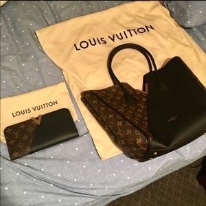 Louis Vuitton purse and wallet